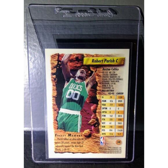 1993-94 Topps Finest Robert Parish #39 Basketball Card - Picture 2 of 2